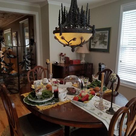 Four Ninety Muskoka B & B กราเวนเฮิร์สต์ ภายนอก รูปภาพ