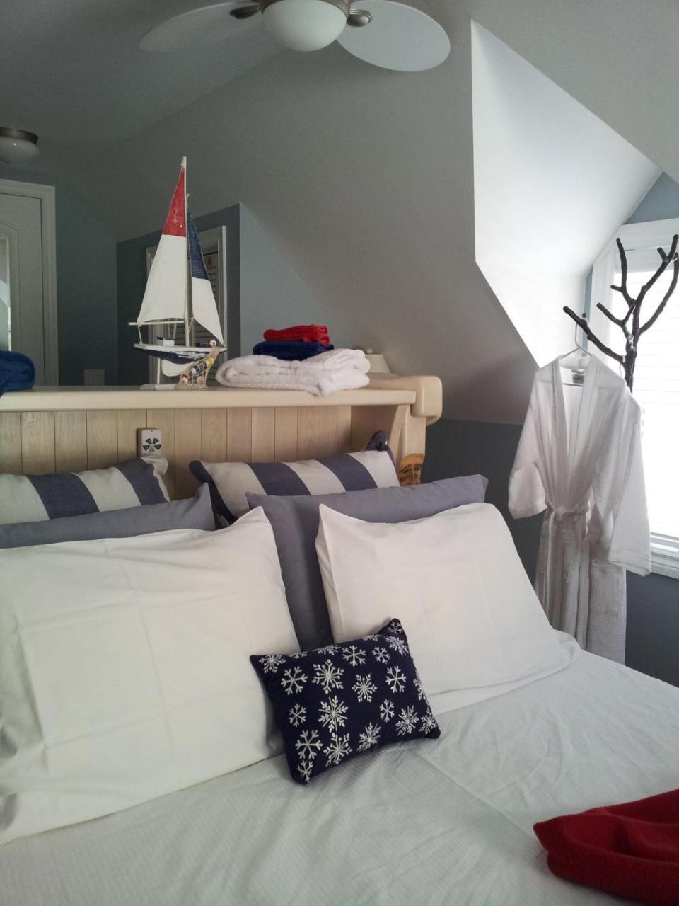 Four Ninety Muskoka B & B กราเวนเฮิร์สต์ ภายนอก รูปภาพ