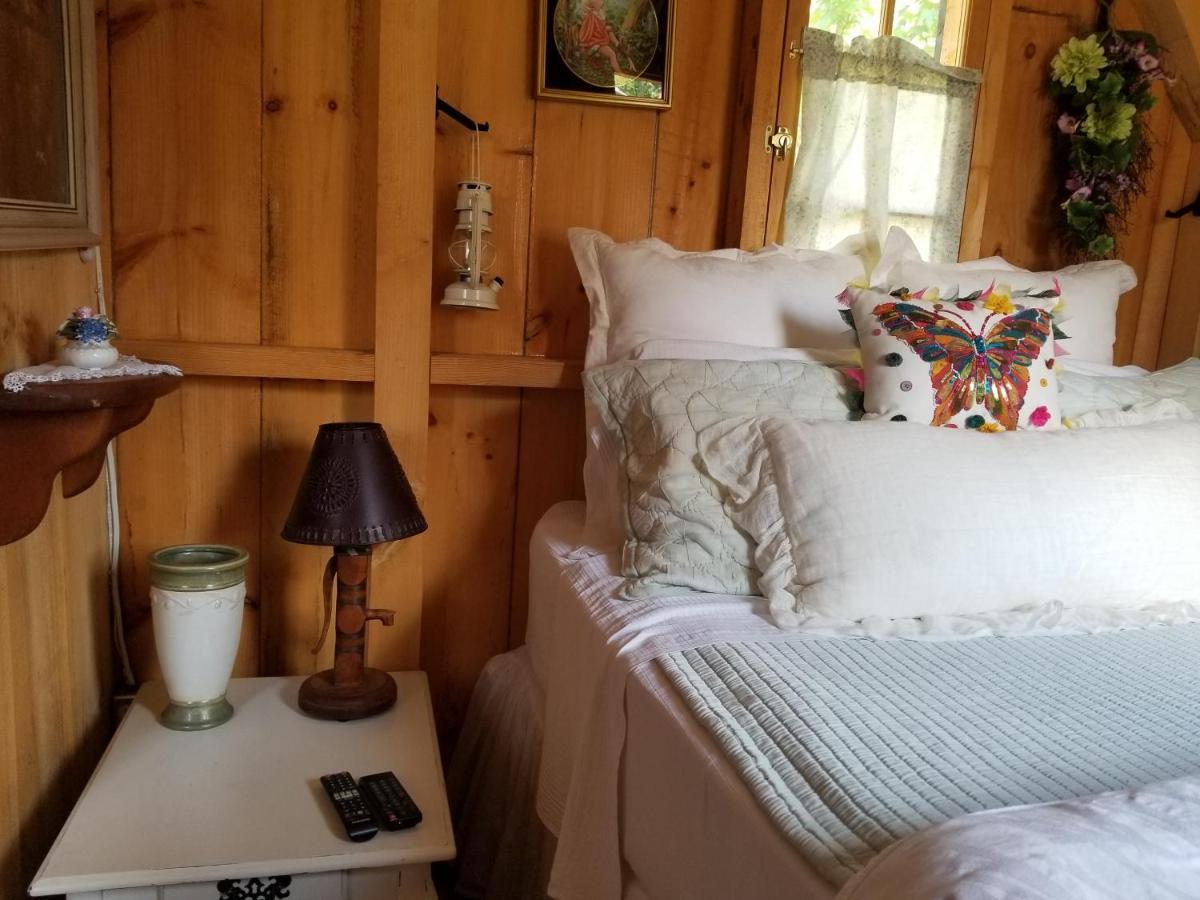 Four Ninety Muskoka B & B กราเวนเฮิร์สต์ ภายนอก รูปภาพ